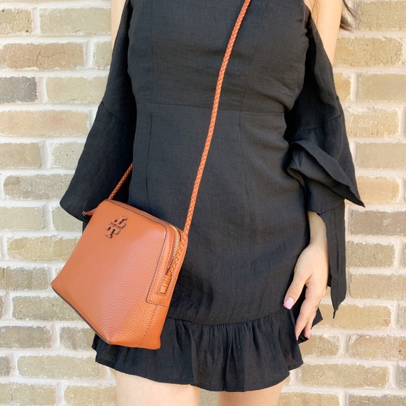 Gaby’sBags💕NWT Tory Burch Leather CrossBody - Picture 4 of 4